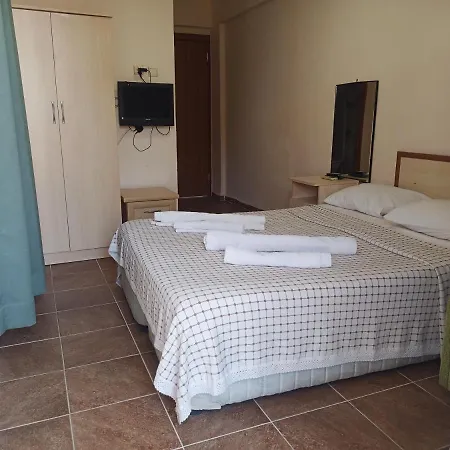 Golden Hotel